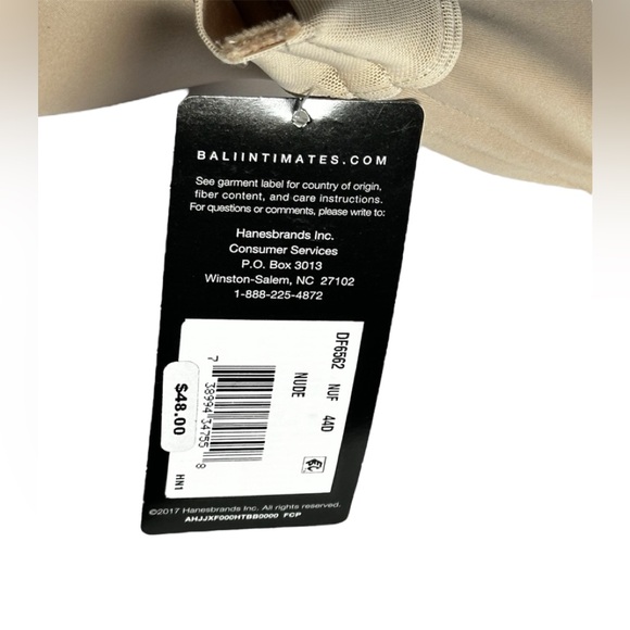 Bali Smoothing Bra w Hidden Underwire, No-Slip Gripper & Strapless Option - 44D - Picture 4 of 8